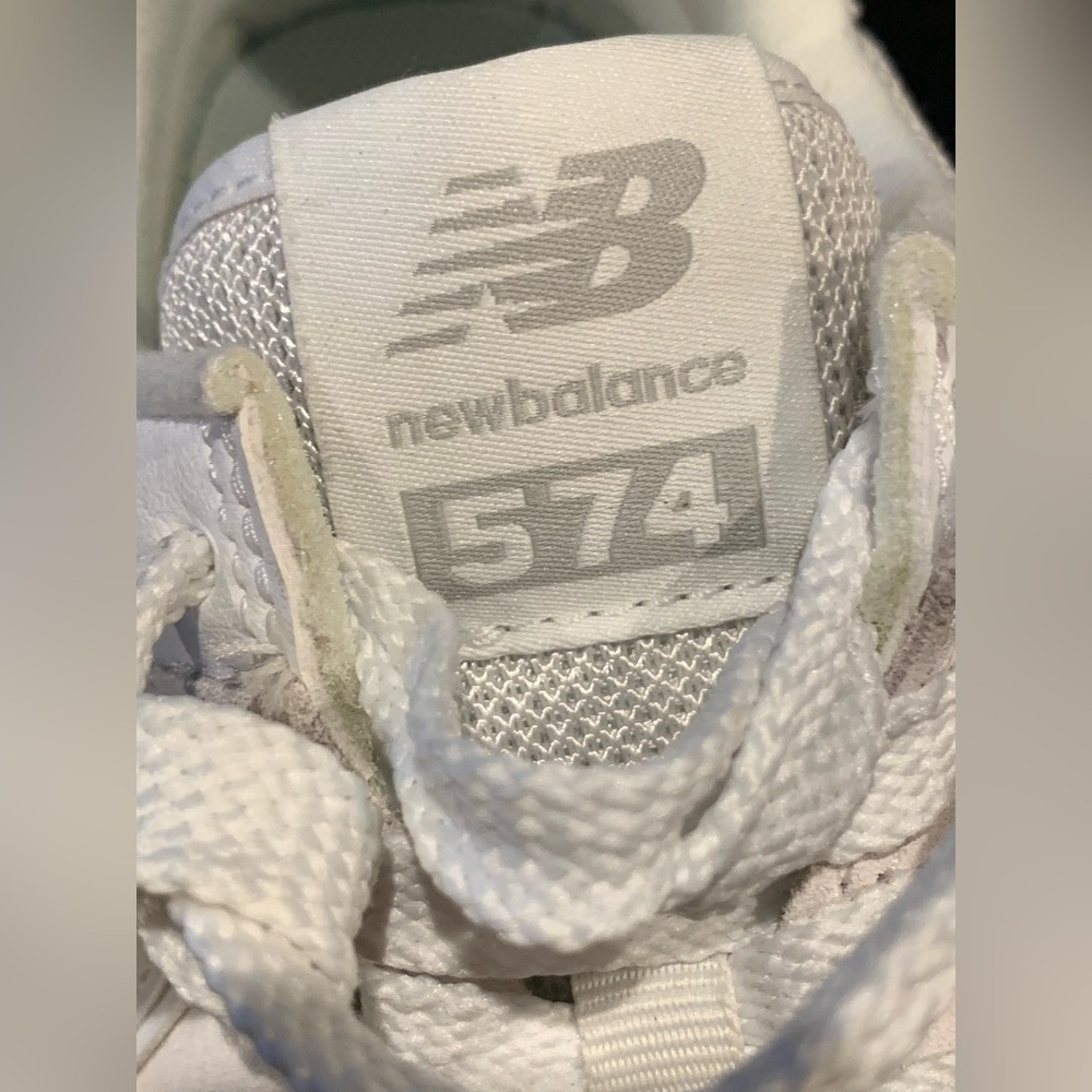 Women’s Nee Balance 574 Reflection Sneakers, Size 8 - Picture 15 of 16